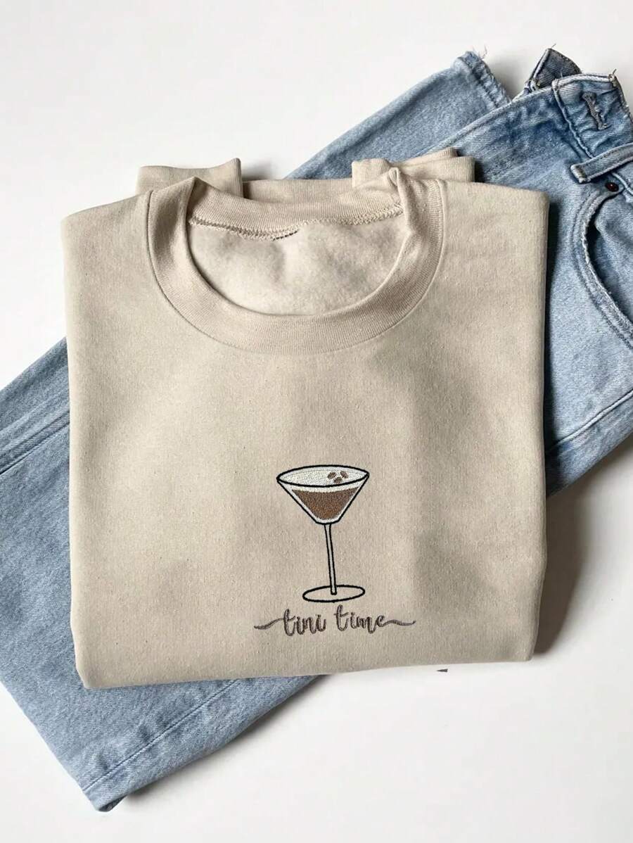 INAWLY Áo nỉ thêu Tini Time | Expresso Martini | Quà tặng Martini | Áo cổ tròn tùy chỉnh - Màu be - Xem 1