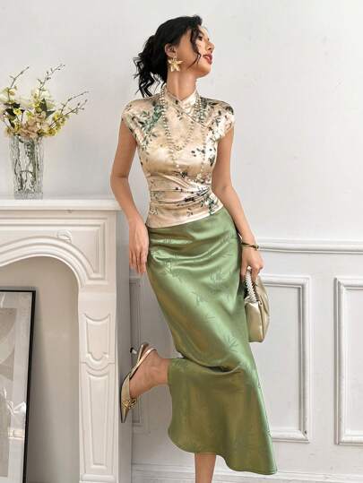 EastFlair Blusa de satén con cuello de pie y estampado floral elegante