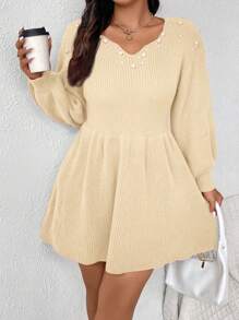SHEIN Frenchy Váy len xòe cổ chữ V đính ngọc trai giả cỡ lớn cho nữ - Màu be - Xem 1