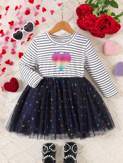 SHEIN 女婴条纹休闲简约时尚薄面料爱心印花长袖圆领松紧腰网眼秋千连衣裙，适合派对、春秋季