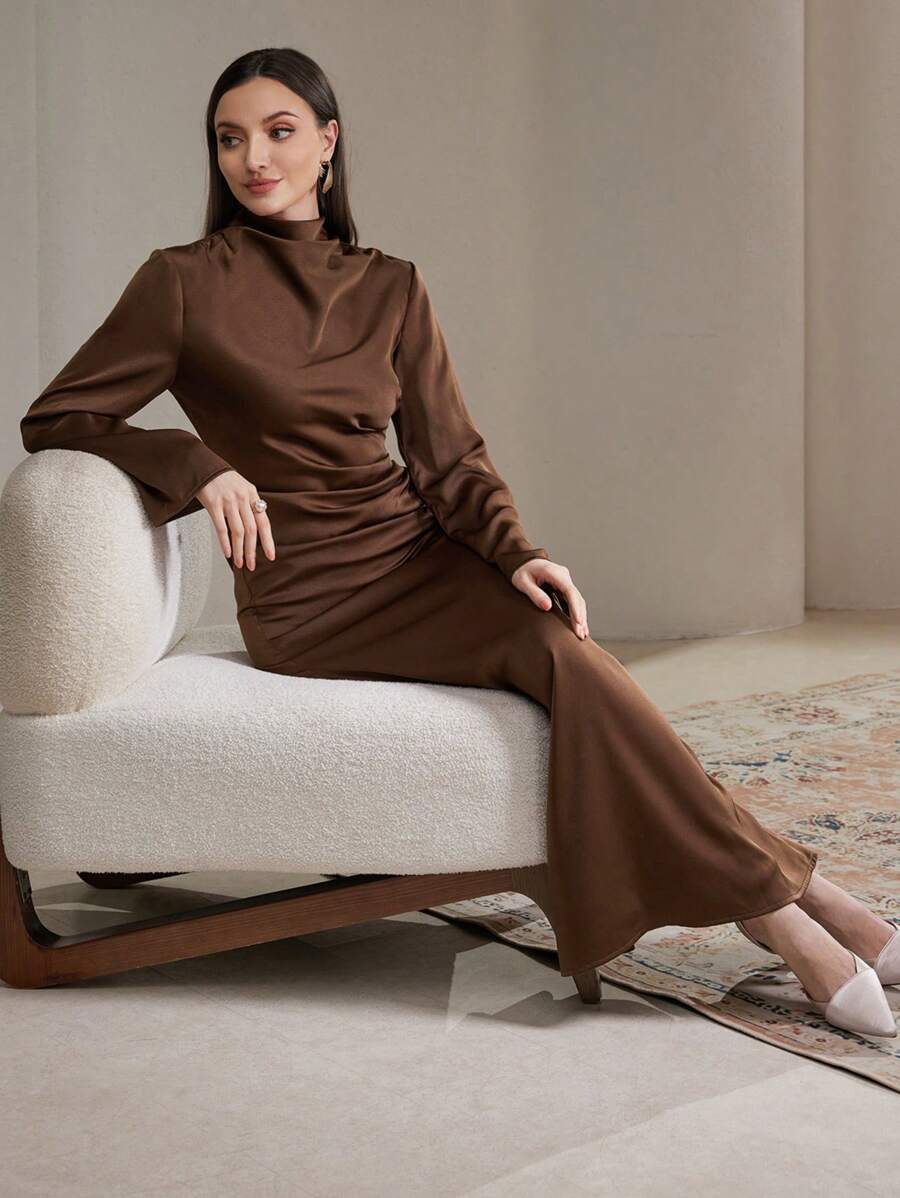 Veilorie 女士纯色高领长袖褶皱优雅朴素连衣裙 - 咖啡 - 查看 1