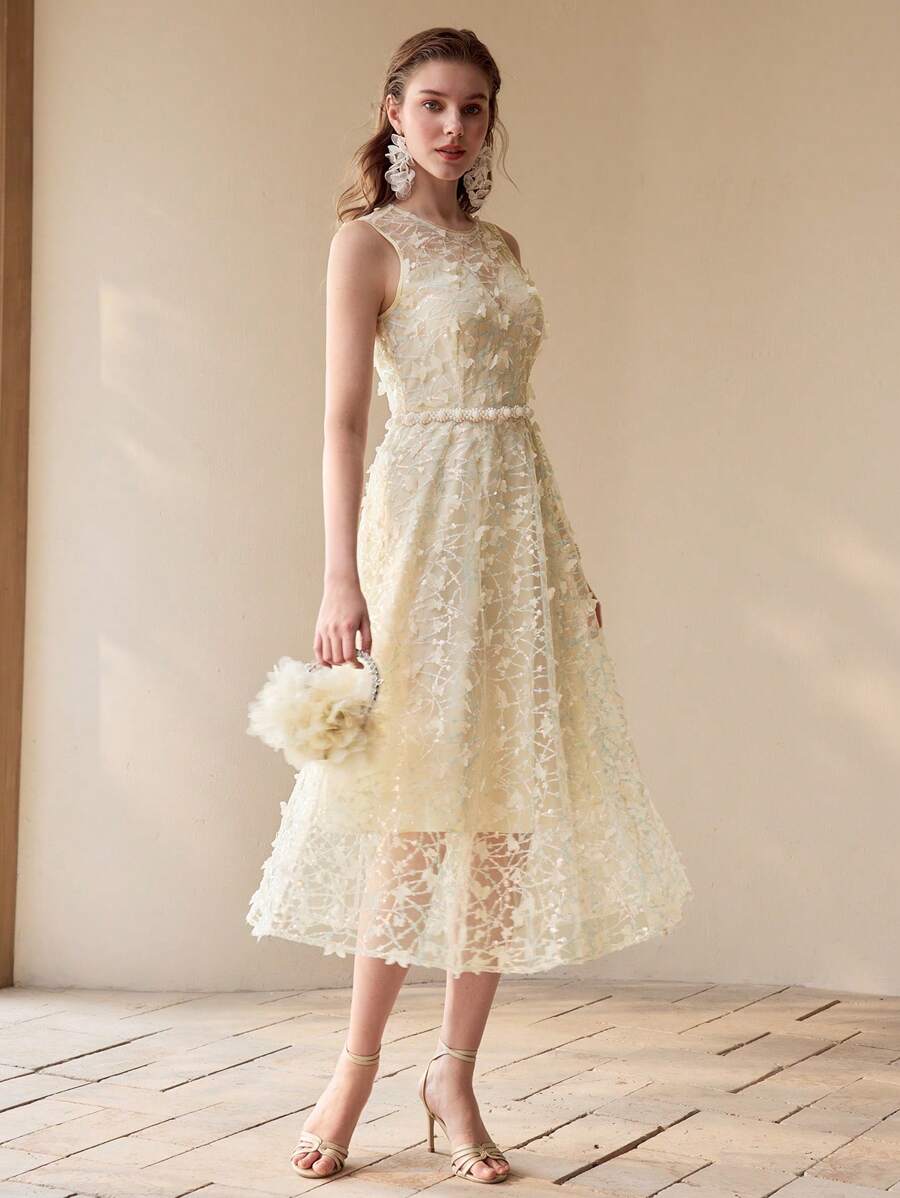 MOTF PREMIUM BUTTERFLY APPLIQUED FLOWY DRESS