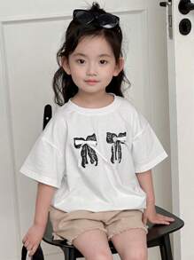 DAZY 年轻女孩圆领蝴蝶结设计休闲简约风格 T 恤，适合日常穿着，女孩夏季服装