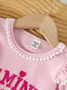 SHEIN Bộ 2 áo liền quần thêu chữ màu hồng và quần thường ngày cho bé gái mùa xuân/hè, thoải mái và thân thiện với da - Hồng - Xem 3