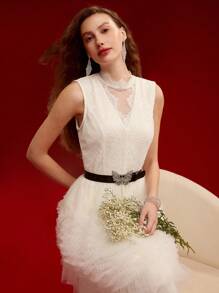 MOTF PREMIUM 女士腰部金属蝴蝶蕾丝拼布多层网眼长裙，情人节装 - 白色 - 查看 8