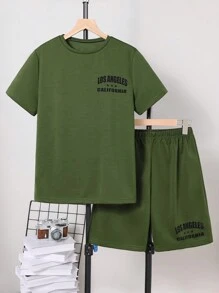 2 pezzi Set casual da ragazzo adolescente composto da t-shirt a maniche corte con stampa a lettera e scollo rotondo, e pantaloncini