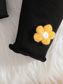 SHEIN 2 件套花卉柔软女婴连帽运动衫，带 3D 花朵和裤子套装，适合外出、秋冬季的可爱服装 - 彩色 - 查看 8