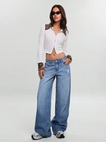 EURMUSE WOMEN WIDE LEG LOW WAIST JEANS STARS AND BELT DETAIL - Light Wash - View 5