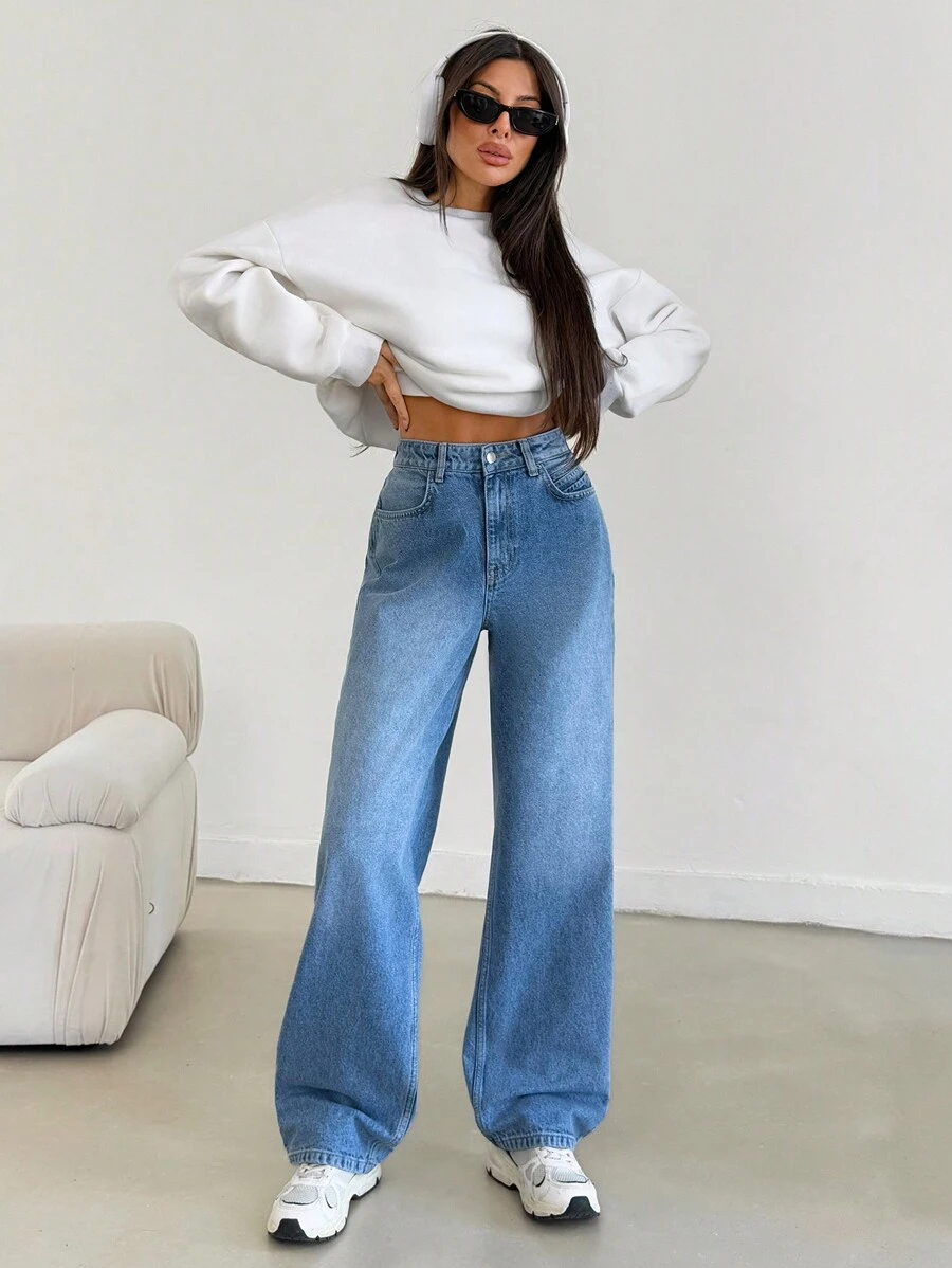 EURMUSE HIGH RISE STRAIGHT JEAN WITH POCKET DETAIL - Medium Wash - View 1