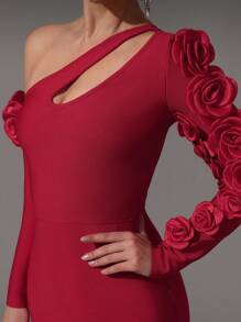 Glamrae Robe moulante mini élégante à épaules échancrées avec contraste noir et blanc et motif floral 3D. Polyvalente pour les rendez-vous, les soirées entre célibataires, les mariages et les événements cocktails