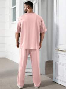 Manfinity Homme Plus Size Men's Solid Color Round Neck Short Sleeve Top And Long Pants Set - Pink - View 2