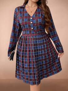 SHEIN Clasi Vestido casual con pliegues de tela escocesa de talla grande, para otoño - Multicolor - Ver 1