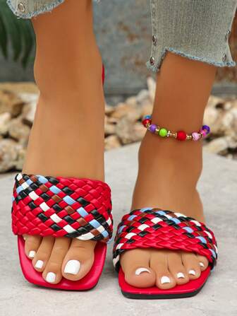 Assorted Color Braided Pattern Asymmetrical Flat Square Toe Comfortable Versatile Fashion Slide Sandals, Suitable For Teenagers