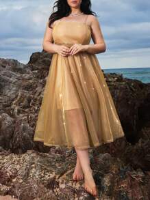 SHEIN VCAY Vestido midi ajustado con decoración de lazo y espalda descubierta, de tejido dorado de talla grande