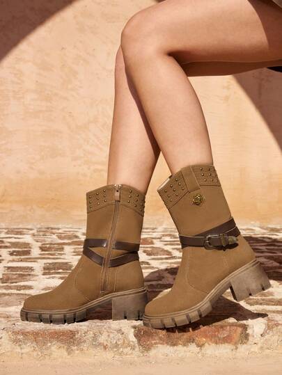 Styleloop Botas casuales hasta el tobillo con cremallera, tacón grueso y decoración metálica para mujer