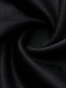 Manfinity Campus Court 男士街头服饰学院 INS 最畅销 T 恤。男士运动风格双面印花休闲 T 恤，男士黑色 V 领短袖篮球球衣风格 T 恤，以醒目的黄色数字“90”和字母印花作为设计亮点，搭配条纹袖口，呈现街头运动风格，适合户外运动场合。 - 彩色 - 查看 4