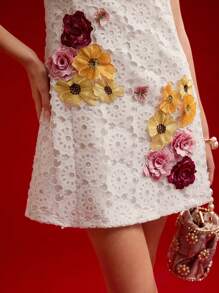 MOTF PREMIUM 花卉刺绣短袖连衣裙，情人节装