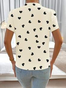 SHEIN Privé 女士 V 领短袖心形印花休闲上衣 - 杏色 - 查看 2