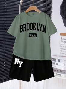 SHEIN 2 件套青少年男孩休闲圆领短袖衬衫和短裤套装，适合夏季