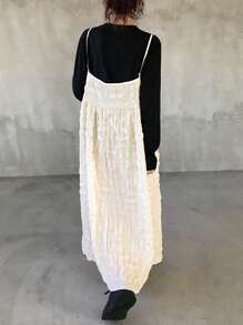 FRIFUL 女士纯色前系带宽松吊带中长连衣裙，适合秋夏季，休闲女装 - 米色 - 查看 5