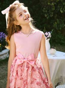SHEIN Tween Girl Elegant Minimalist Jacquard Textured Fabric A-Line Dress With 3D Bow Decor, Suitable For Summer And Spring Wear, Good For Outings, Dates And Vacation - Pink - View 4