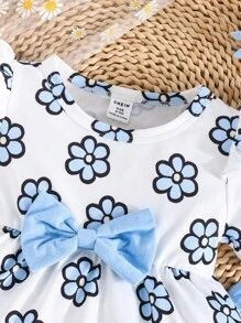 SHEIN 2 stuks/set babymeisje zomer schattige ruches mouw ronde hals strik decor bloemenprint T-shirt & effen kleur elastische taille broek outfit, casual & schattig voor buiten