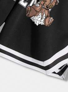 ROMWE MEN Street Life 男式熊与字母图案篮球运动衫款式 T 恤和条纹饰边抽绳腰短裤，学校 - 黑色 - 查看 7