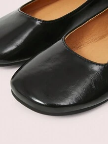 CUCCOO DOLLMOD Giày bệt mũi tròn cho nữ, giày đế bằng màu đen cổ điển đan chéo kiểu ballet ngày lễ tình nhân - màu đen - Xem 7