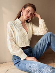 MOTF PREMIUM 花卉刺绣纽扣衬衫