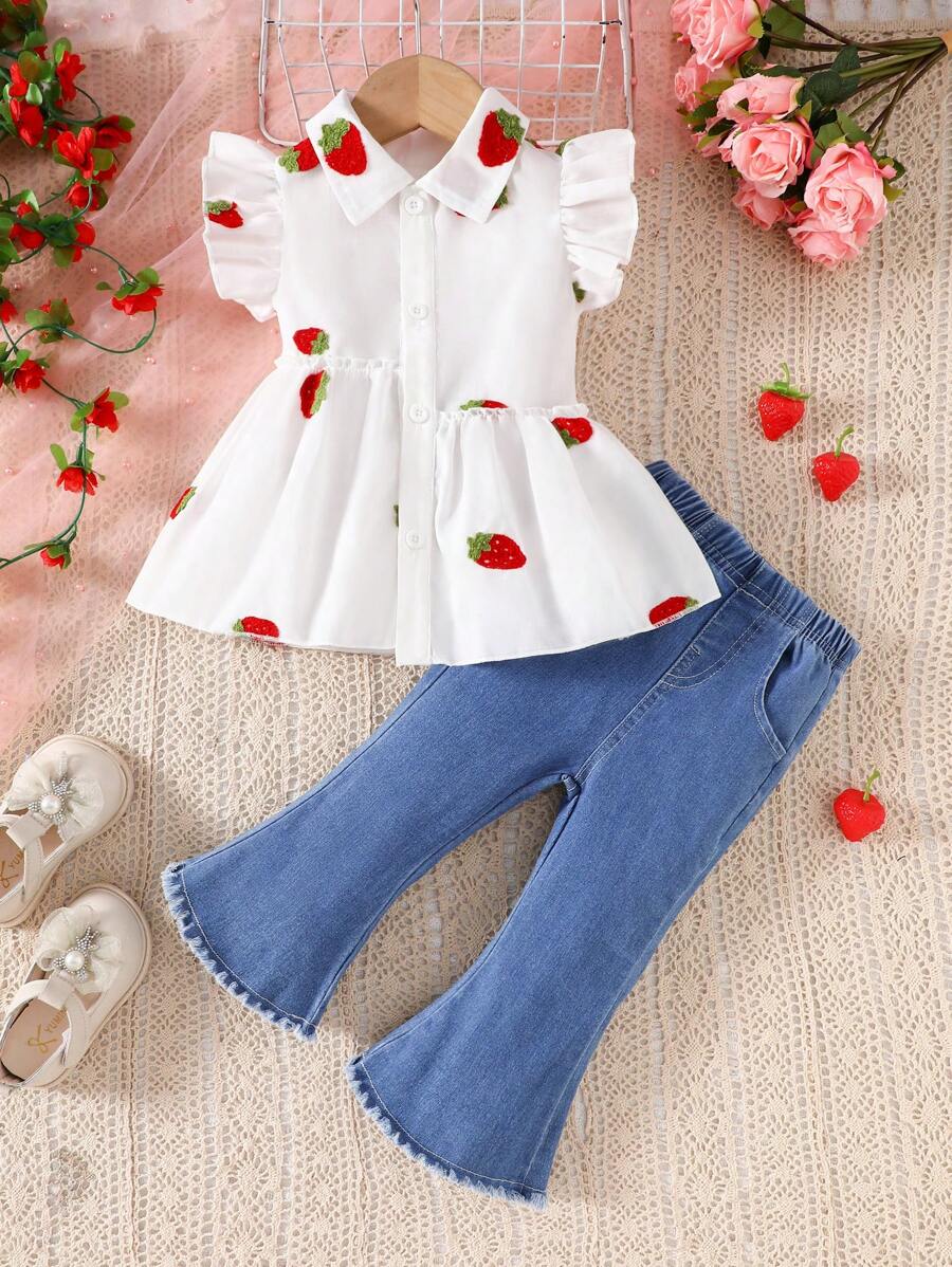 SHEIN 2 pièces Set décontracté à la mode pour bébé fille avec Top à broderie fraise et jeans évasés - Blanc - Voir 1