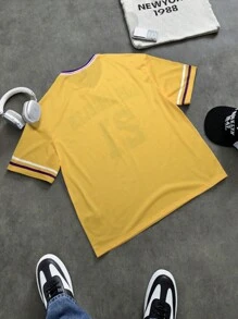 Aesthetic Post Camiseta holgada de hombre con estampado numérico casual, Camiseta de baloncesto holgada de color amarillo brillante con diseño de cuello en V clásico y letras y números de Los Ángeles en morado, Adecuado para uso casual de verano - Amarillo - Ver 2