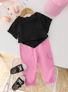 SHEIN Playful Pals 2件套女婴0-3岁休闲街头风运动荷叶边圆领短袖露脐上衣+工装裤两件套 - 彩色 - 查看 2