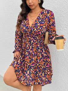 SHEIN Frenchy Plus Size Casual Elegant Multi-Color V-Neck Waisted A-Line Dress - Multicolor - View 4