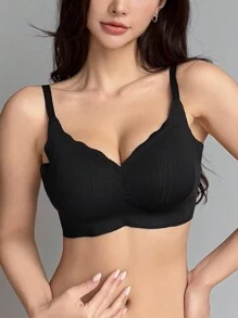 DAZY Minimalist Striped Textured Wavy Edge Thin Padded Bra