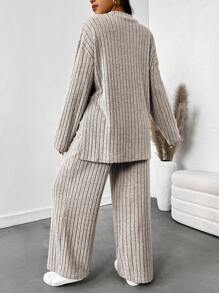 SHEIN Essnce Plus Size Women's Autumn And Winter Casual Loose And Comfortable Daily Khaki Apricot Brushed Warm Fabric High Collar Long Sleeve T-Shirt And Elastic Waist Trousers Two-Piece Set,Winter Outfits,Pants Set,Curve Set,Turtleneck Top Set,Going Out Outfits,Work Clothes,Conservative Set,Airport Outfits - Khaki - View 2