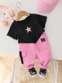 SHEIN Playful Pals 2件套女婴0-3岁休闲街头风运动荷叶边圆领短袖露脐上衣+工装裤两件套 - 彩色 - 查看 9