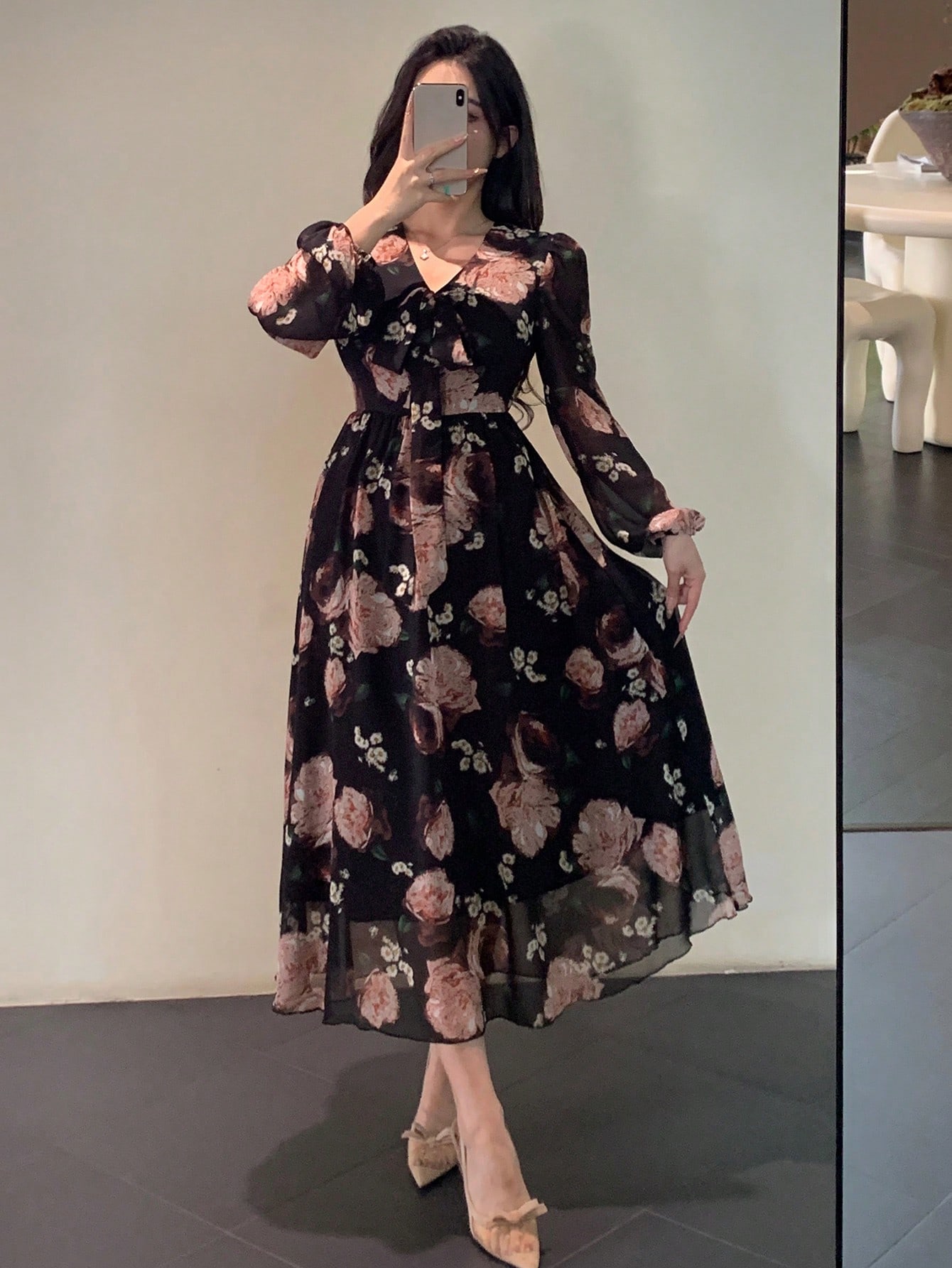 DAZY فستان طويل أنيق للنساء بطباعة زهور وياقة على شكل V وأكمام كيموني للموسم الخريفي الجديد رمضان