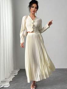 Chiquease 2pcs Set Solid Color Pleated V-Neck Long Sleeve - Apricot - View 4