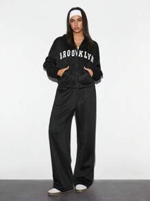 TRNVIE 2pcs Women's Casual All-Match Letter Print Kangaroo Pocket Hoodie & Elastic Waist Straight Leg Pants Set For Autumn/Winter