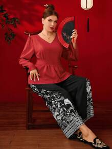 SHEIN Clasi 2 件大码纯色 V 领长袖上衣和裤子套装，简约风格 - 彩色 - 查看 1
