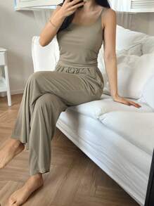 DAZY Simple Solid Color Loose Straight Long Pants Relaxed Fit Camisole Pajama Set - Green - View 4
