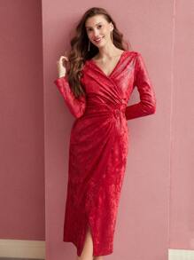 MOTF PREMIUM TEXTURED RUCHED WRAP DRESS