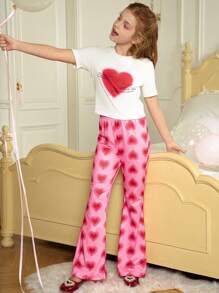 SHEIN 2 件套 Tween Girl 情人节休闲优雅心形和字母印花短袖上衣和喇叭心形印花裤，适合春夏季户外穿着 - 彩色 - 查看 6