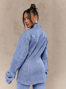 MISSGUIDED 长款超大卡车司机夹克，做旧加长牛仔布，冬季秋季纽扣前部外套，经典西部风格，个性单品 - 淺色水洗藍 - 查看 2