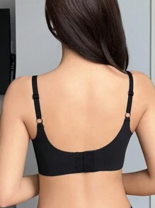 DAZY Minimalist Striped Textured Wavy Edge Thin Padded Bra