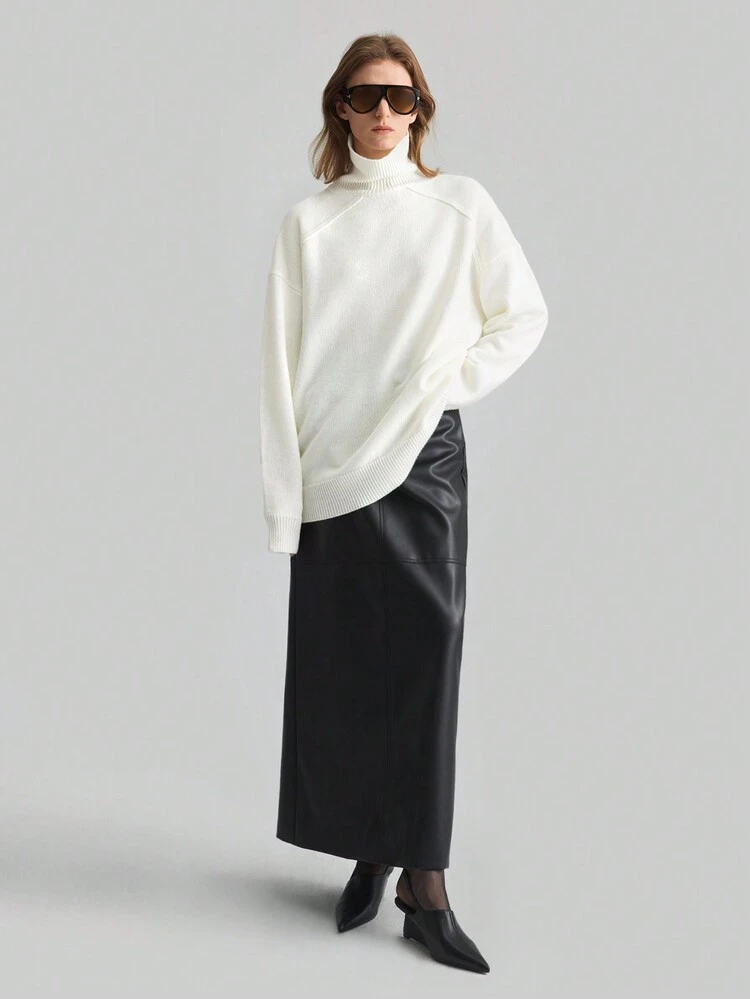 Modern Urban Style, Turtleneck Raglan Sleeve White Women's Comfortable Versatile Casual Sweater, Suitable For Valentine's Day