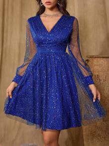 SHEIN Belle Vestido azul lujoso de gala de manga larga con escote en V, estampado brillante y malla para mujer, vestido de invitada de boda - azul real - Ver 7