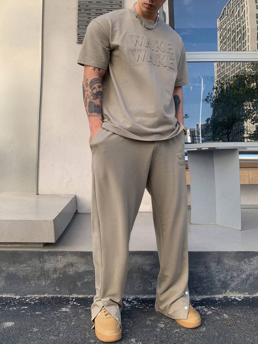 DAZY Men's Letter Embossed Print T-Shirt And Pants Set - Grey - View 1
