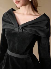 MOTF PREMIUM V NECK PEPLUM TOP - Black - View 2