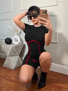 SHEIN SXY Bộ đồ liền thân bó sát cổ tròn tay ngắn màu sắc đơn giản dành cho nữ - Đỏ - Xem 4